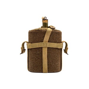 BRITISH FIELD BOTTLE P37 - GREAT BRITAIN