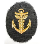 SET OF KRIEGSMARINE PINS AND LUFTWAFFE BOWS - GERMANY, THIRD REICH