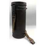 GERMAN GAS MASK, MODEL 38, WITH CANISTER - GERMANY, THIRD REICH