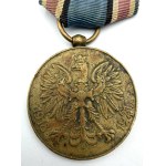 COMMEMORATIVE MEDAL FOR THE WAR OF 1918–1921, “POLAND TO ITS DEFENDER,” Second Polish Republic