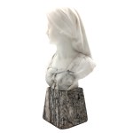 Johann Bläsche (19th/20th century), Girl in a Headscarf—Bust