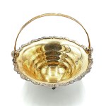 A tiered cake stand with a handle (Russia, mid-20th century)