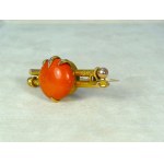 BROOCH