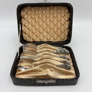 6 silver teaspoons with roses - Hildesheimer Rose - 800 fineness - 82 g