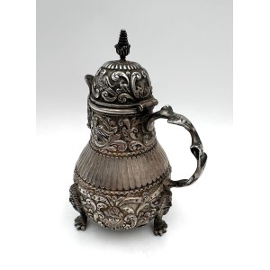 Silver jug on lion's paws - Netherlands, 19th century, 204 g