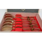 Set of 6 teaspoons with amber accents—hammered spoons, vintage