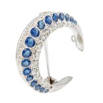 Moon-shaped brooch, first half of the 20th century