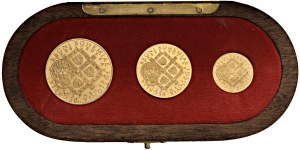 Foreign coins - CECOSLOVACCHIA Cofanetto con 3 nominali da 1, 3 e ...