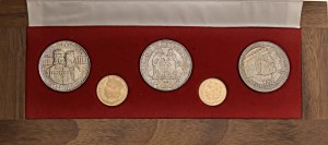 Foreign coins - POLONIA Cofanetto con 5 nominali di cui 3 monete d...