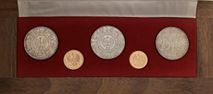 Foreign coins - POLONIA Cofanetto con 5 nominali di cui 3 monete d...