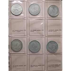 Lots - WORLD COINS Album di 30 monete d'argento del XIX e...