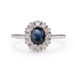 Ring with a sapphire and diamonds, early 21st century