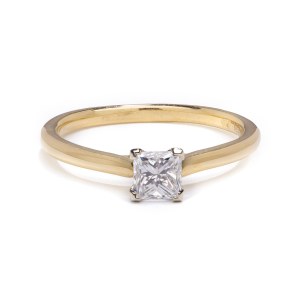 Diamond ring, early 21st century