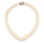 Pearl necklace from the second half of the 20th century