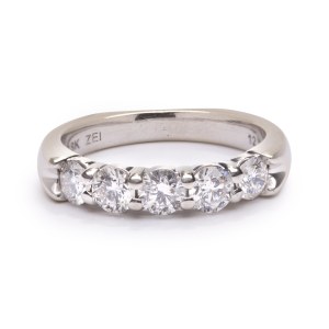 Diamond ring, early 21st century