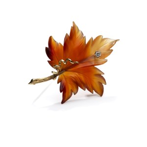 A leaf-shaped brooch from the 1960s.