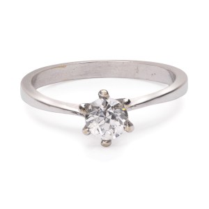 Diamond ring, early 21st century