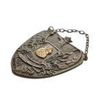 Unknown artist (20th century), Gorget with Our Lady of Częstochowa