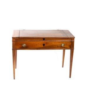 Desk-counter with a flip-up top