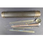 Far Eastern travel kit. 19th/20th century.
