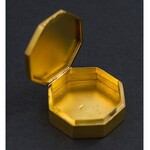 Pudełeczko ośmiokątne, podarunkowe, z herbem króla Włoch, złocone, Florencja, okres międzywojenny