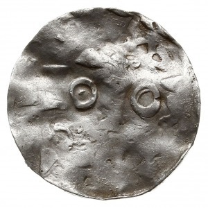 denar typu kolońskiego z pocz. XI w., Aw: Krzyż z ramio...