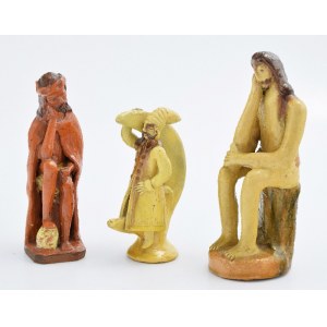 Trzy figurki ceramiczne