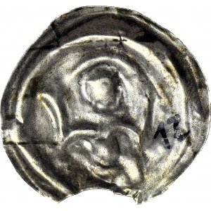 R-, Polska dzielnicowa, Henryk I Brodaty 1201-1238 lub Henryk II Pobożny 1238-1241, Brakteat ratajski, Postać, R3