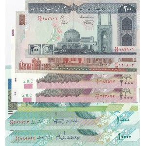 Iran, 200 Rials, 1982,p136; 1000 Rials, 1982-2002,p138f; 2000 Rials(2), 2005-, p144; 10.000 Rials(2), 1992-, p146; 10.000 Rials, 2017; p159,  UNC,  Total 7 banknotes