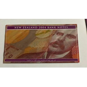 New Zealand, 2004, UNC, FOLDER