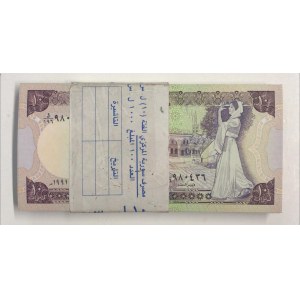 Syria, 10 Pounds, 1991, UNC, p101e, Stack of money