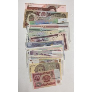 Mix Lot,  UNC,  50 different banknotes