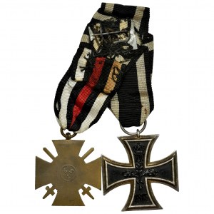 Germany, Set of two decorations that can be attached to a uniform