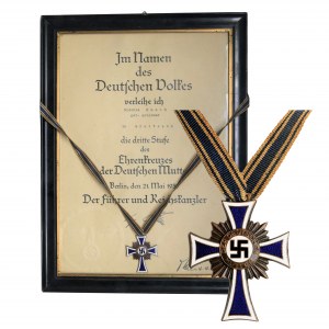 Niemcy, Krzyż Honorowy Niemieckiej Matki - III klasa