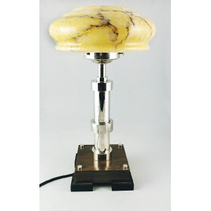 Lampa biurkowa w stylu art déco, drewno, metal niklowany, szkło prasowane, powlekane; wys. 60 cm, podstawa: 21,5 x 21,5 cm;