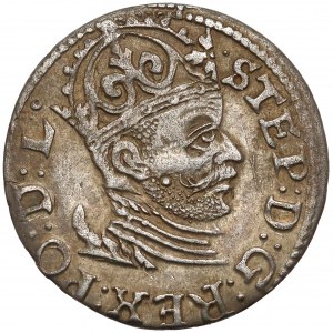 Stefan Batory, Trojak Ryga 1585 - łezkowy naramiennik - ciekawy