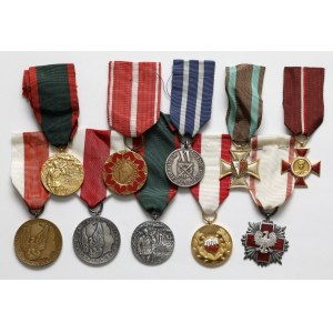 PRL zestaw medali i odznaczań (10szt)