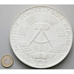 Niemcy, Miśnia, Medal XX Lat Niemieckiej Republiki Demokratycznej - Porcelana