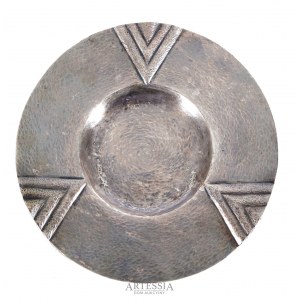 Julia Keilova (1902-1943), Decorative plate Three triangles, proj. 1934