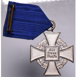 III Rzesza, Krzyż za wierną służbę