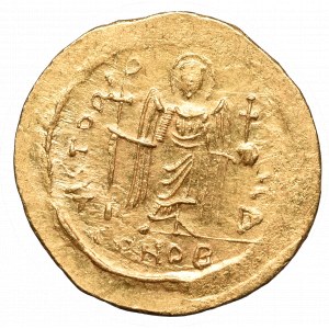 Bizancjum, Maurycy Tyberiusz, Solid Konstantynopol