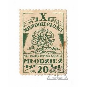 W X LECIE Niepodległości. Na trwały pomnik składa młodzież.
