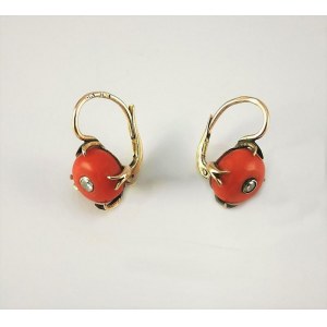 Earrings with beads
