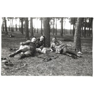 [WOJSKO Polskie - manewry 1. Pułku Strzelców Konnych w Wielkopolsce - fotografia sytuacyjna]. [1934]. Fotografia form...