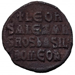 Bizancjum, Leon VI i Aleksander, Follis