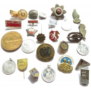 Polska, Czechosłowacja, Niemcy, Rosja, lot odznak i miniaturek, duże i małe (2)