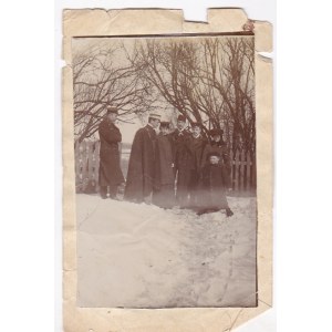 Przedwojenna fotografia: Łukawiec Borowskich - m. in. Leon, Witold Świda(chłopiec), Zofia Borowscy, Olgierd i Świda
