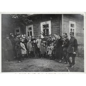 Józef Piłsudski, Przy stole z adiutantami i rodziną