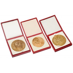 Złocone medale PRL w etui (3szt)