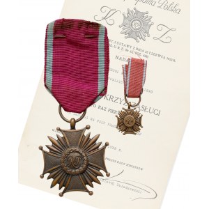 Brązowy Krzyż Zasługi - z miniaturką i nadaniem 1938 r.